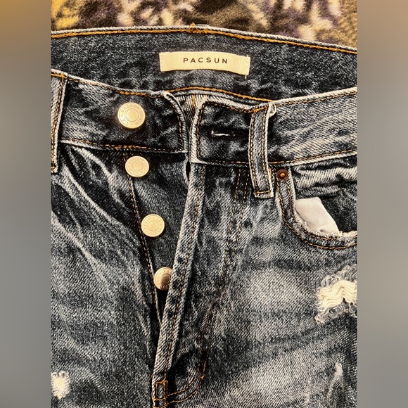 PacSun Ripped Jeans- size 22 - Picture 2 of 4
